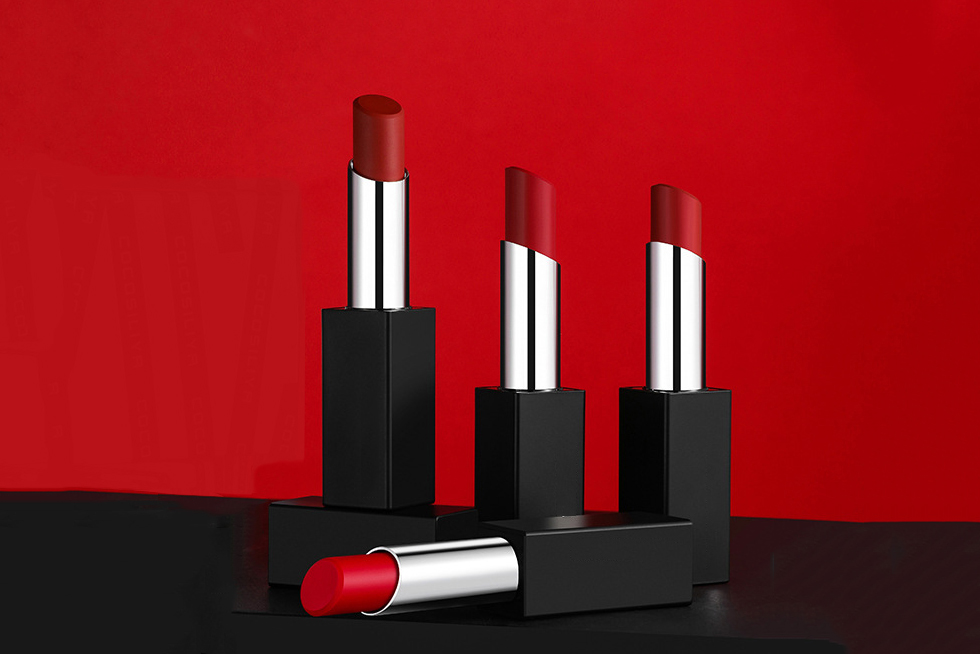 Lip oil